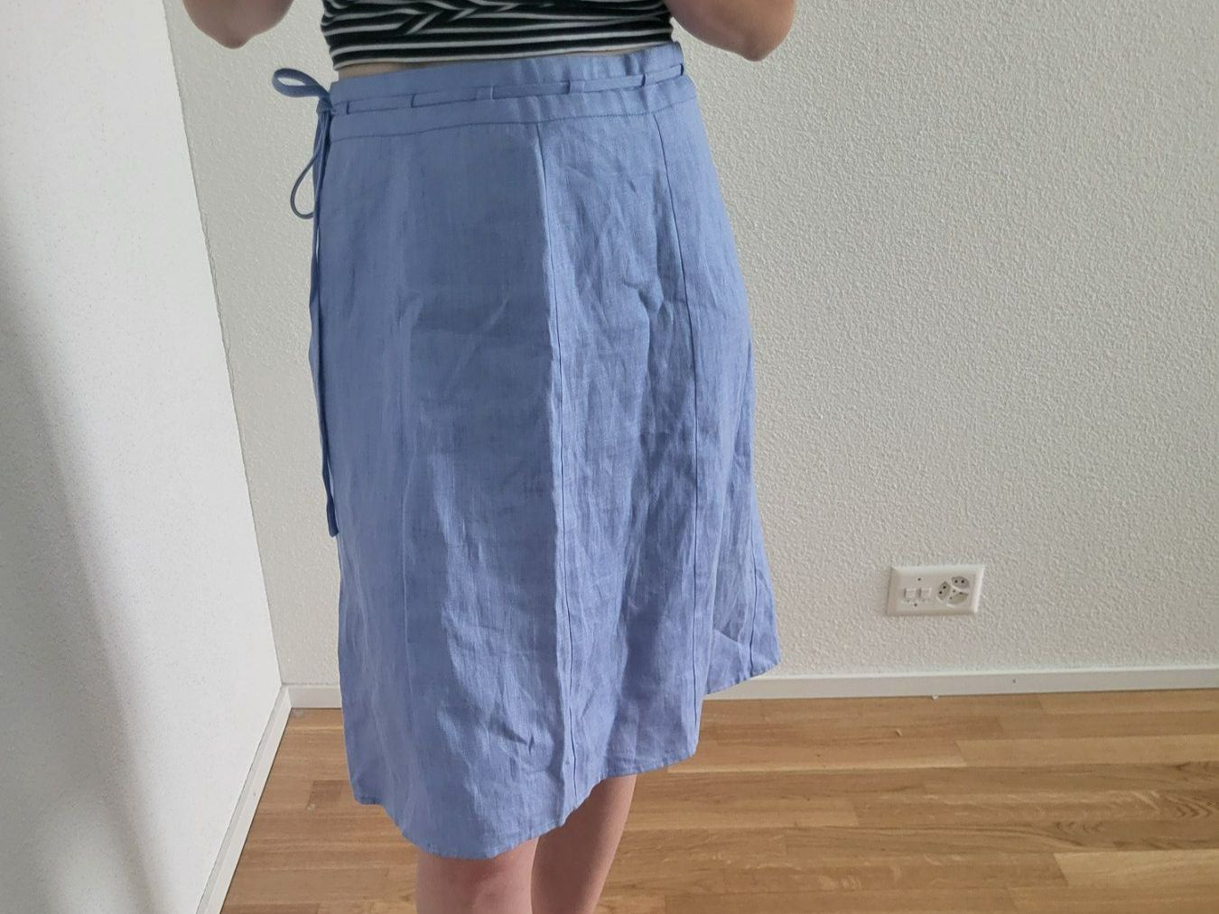 Gonne: 100% Leinenrock Ann LLewellyn M blau – Usato da Basel venduto da Lovintage 5
