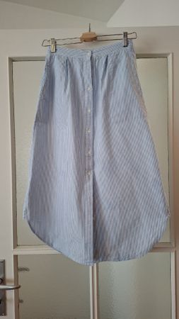 Jupe estivale à rayures bleues/blanches H&M