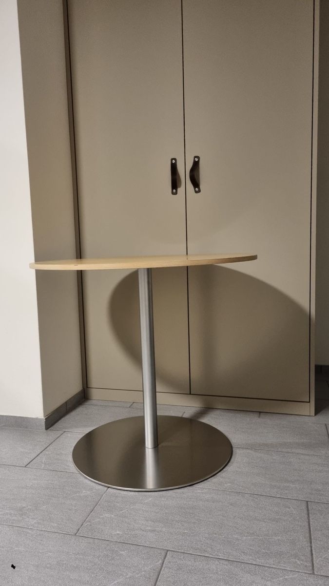 Tische: Design-Bistrotisch hochwertig – Gebraucht aus Grüt (Gossau ZH) von puni68 2