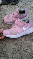 chaussures taille 27.5 , bon état, nike 