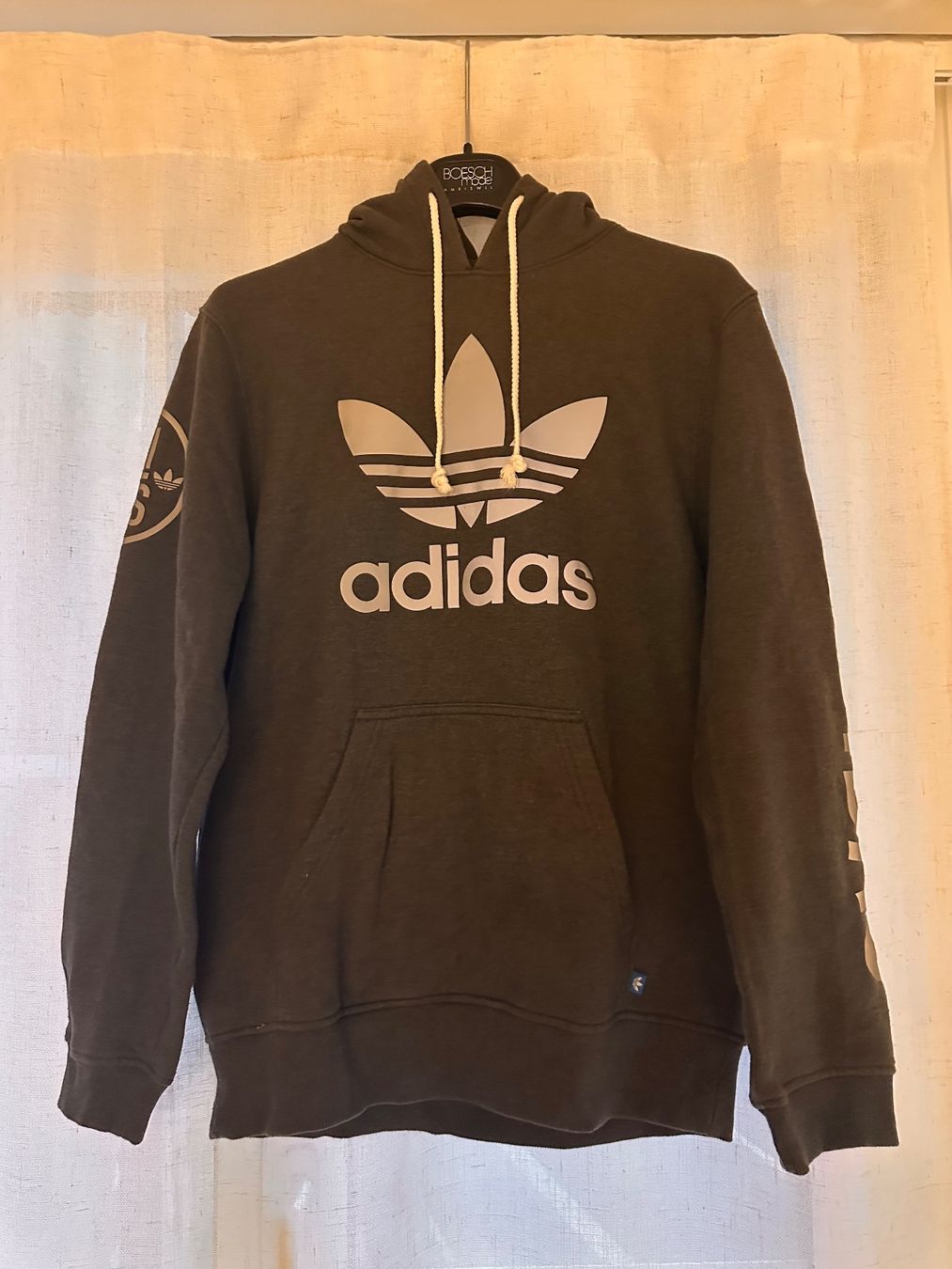 Adidas Maglioni & Felpe: Adidas Hoodie – Usato da St. Gallen venduto da sar_cj5j