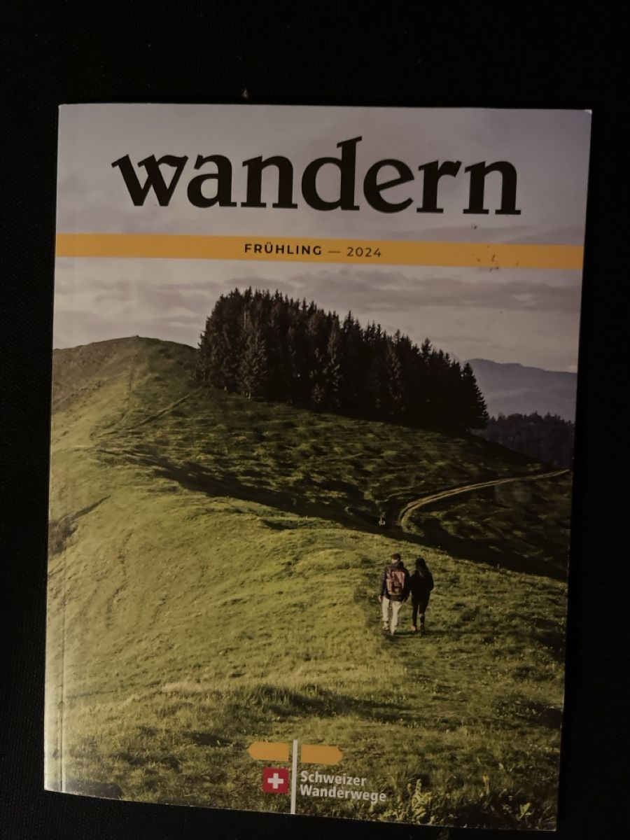 Libri: Wandermagazin Fruehling 2024 Schweizer Wanderwege – Usato da Giswil venduto da Nistsigi