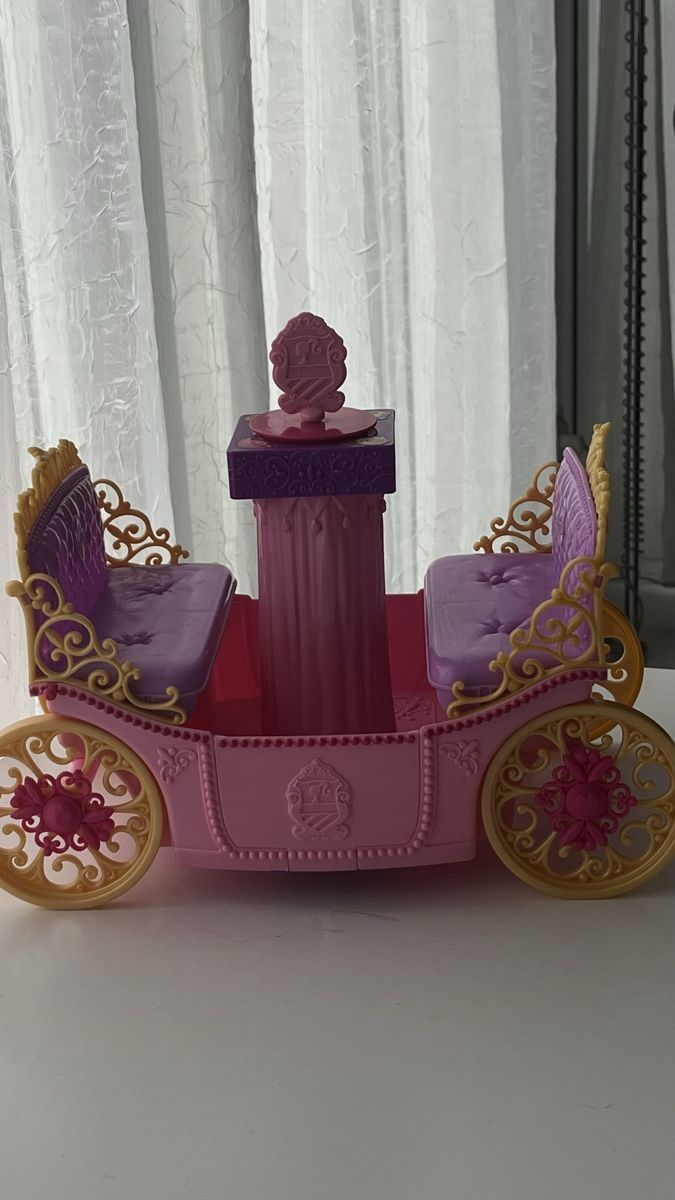 Disney Spielzeuge: Barbie-Kutsche – Gebraucht aus Steinmaur von RosaliaT