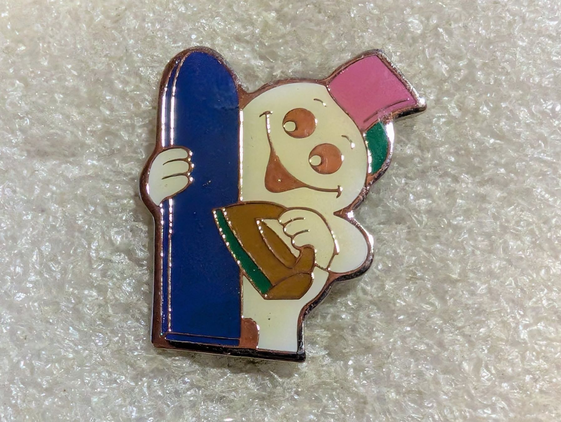 Placchette & Badge: Ansteckpin 3: Maga Bio – Usato da Oppligen venduto da Pin-Fall-Shop
