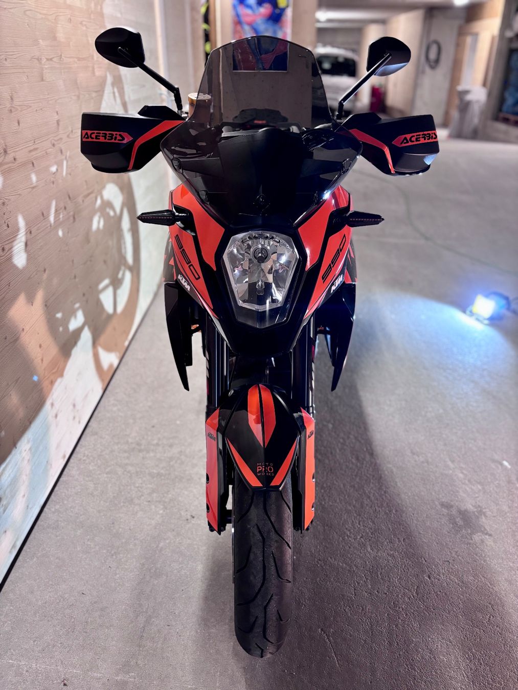 KTM Strada: KTM 990 SM-T – Usato da Lohn-Ammannsegg venduto da Driftking 7