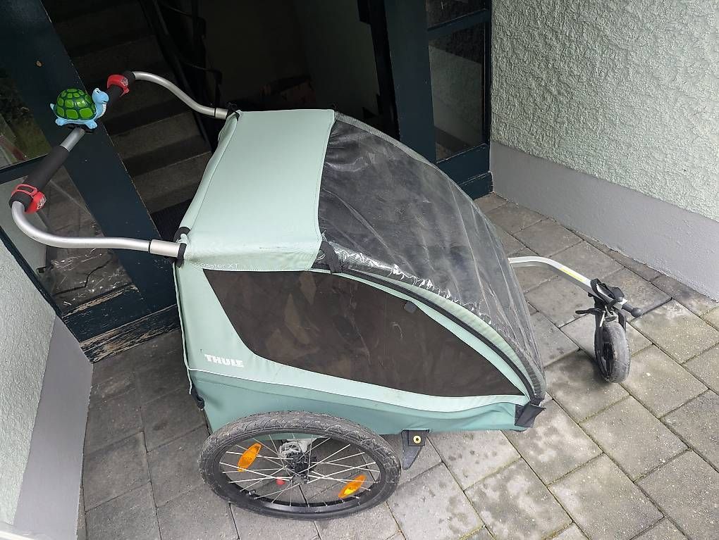 Thule Anhänger: Thule Coaster XT Veloanhänger & Buggy  CHF 150.- VB – Gebraucht aus Münchenbuchsee von Ciaro4