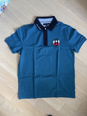 Tommy Hilfiger Polo Shirt blau neuwertiger Zustand