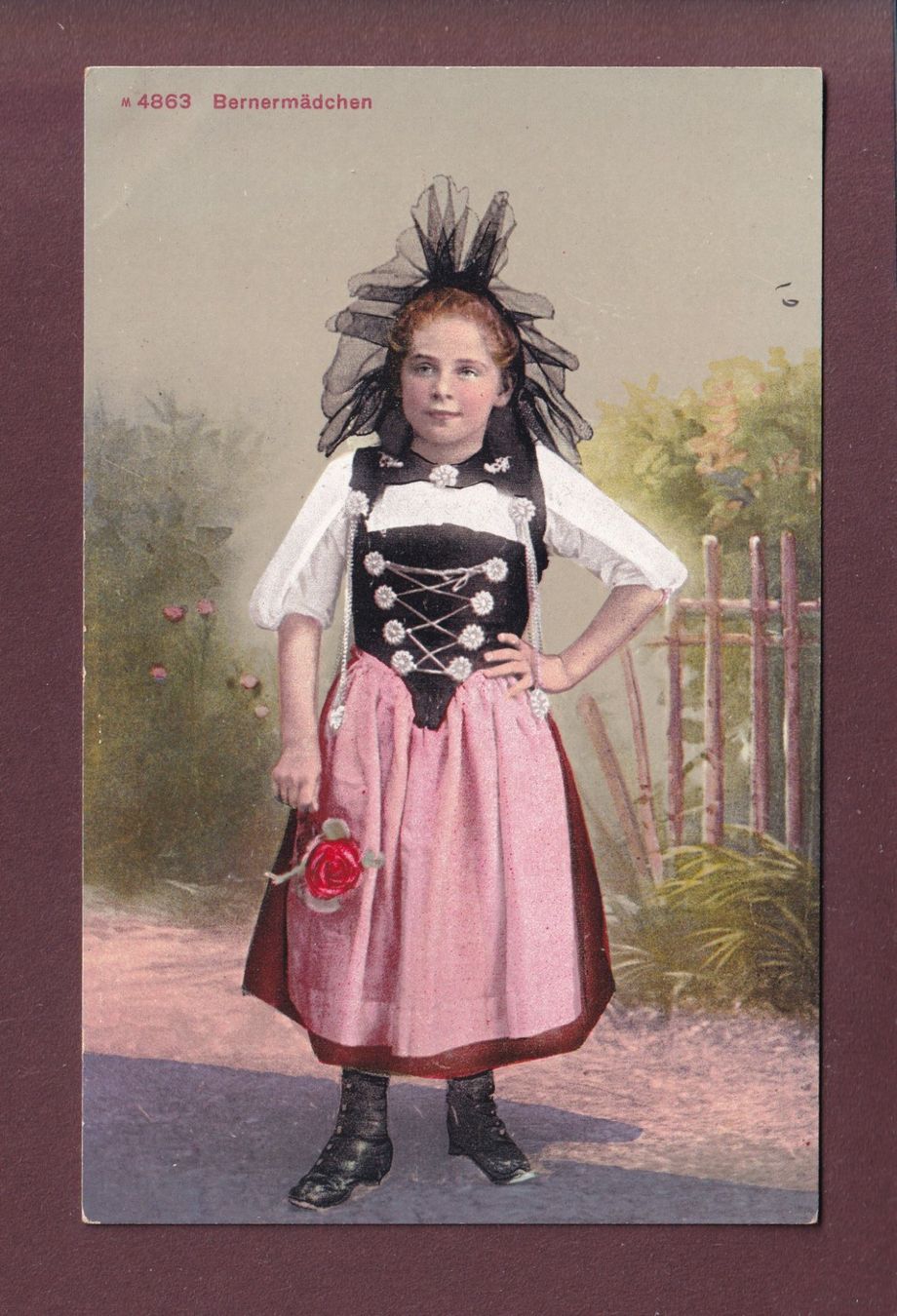 Cartoline postali: Tracht - BERNER MÄDCHEN – Usato da Pully venduto da nicecards