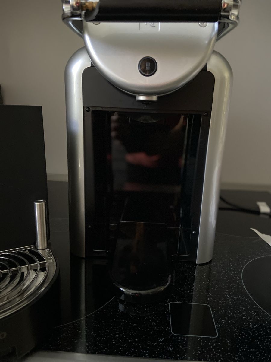 Nespresso Macchine per caffè & Macchine per espresso: NESSPRESSO ZENiUS PRO KAPSEL MASCHINE – Nuovo (secondo la descrizione) da Zürich venduto da schneeflocke303 4