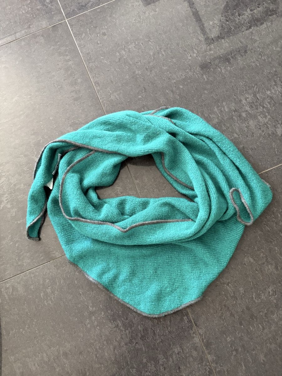 Foulard & Sciarpe: Sarah Sally Schal  – Usato da Bergdietikon venduto da dinogt4