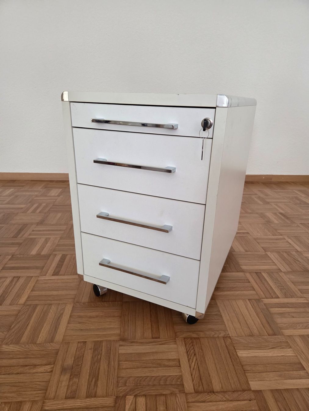 Banconi: Unterstellkorpus/Rollcontainer weiss – Usato da Zwillikon venduto da sil_9hxs