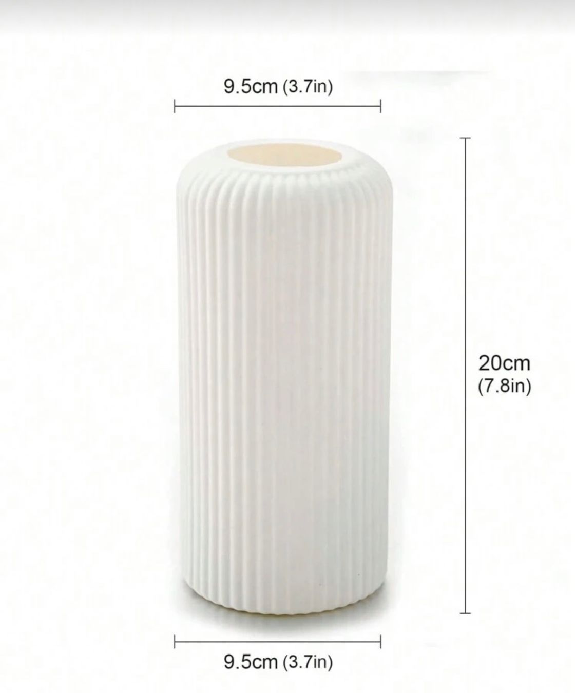 Vasi & Recipienti: Dekorative weisse Vase, neu, 20 cm! – Nuovo e nell'imballaggio originale da Emmenbrücke venduto da engueteDeal 1