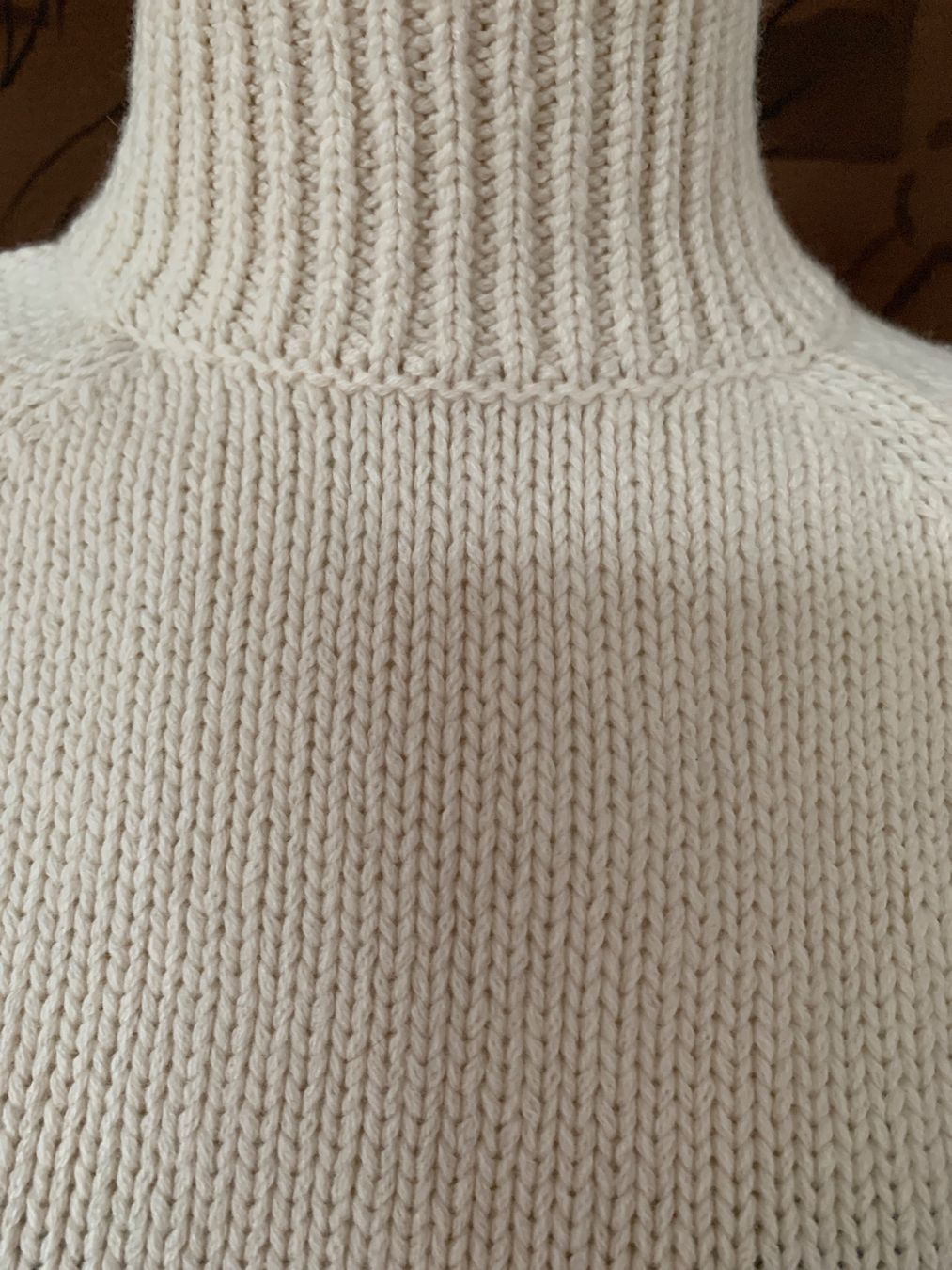 Akris Pullover & Sweatshirts: AKRIS: Exklusiver cremefarbener Rollkragenpullover, 36 – Neu (gemäss Beschreibung) aus Luzern von designluzern 2
