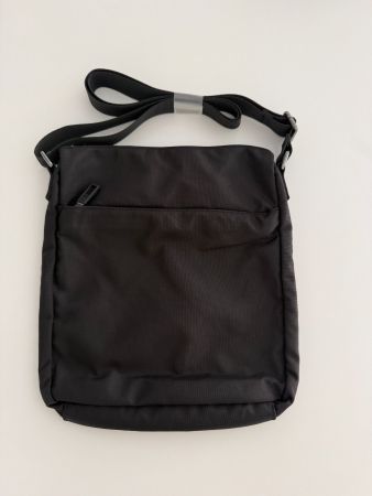 Cross-Body Bag, Tasche schwarz, 32° Cool, Fabrikneu