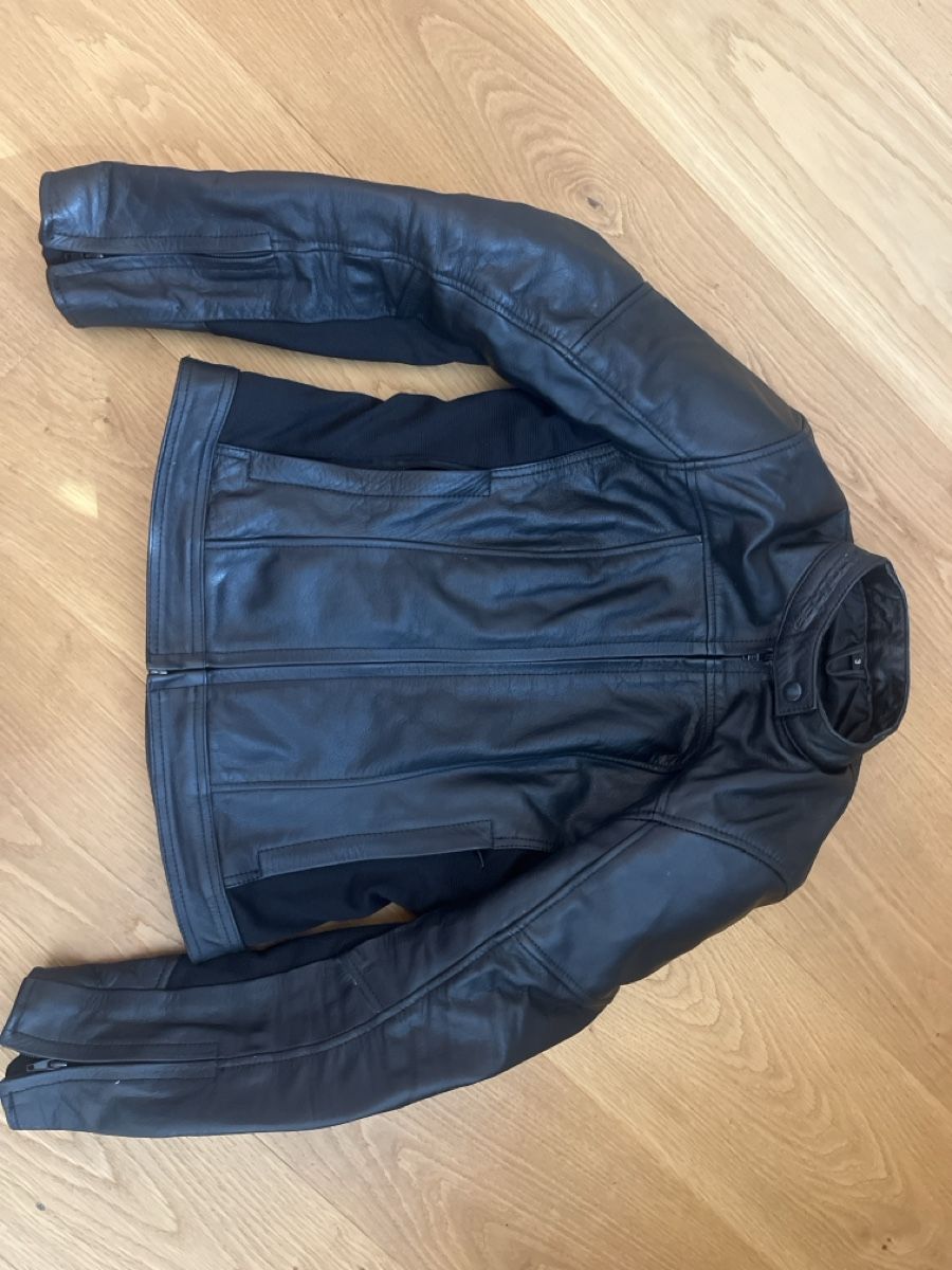 Giacche: Schöne Damen-Motorradjacke – Usato da Küttigen venduto da User_85