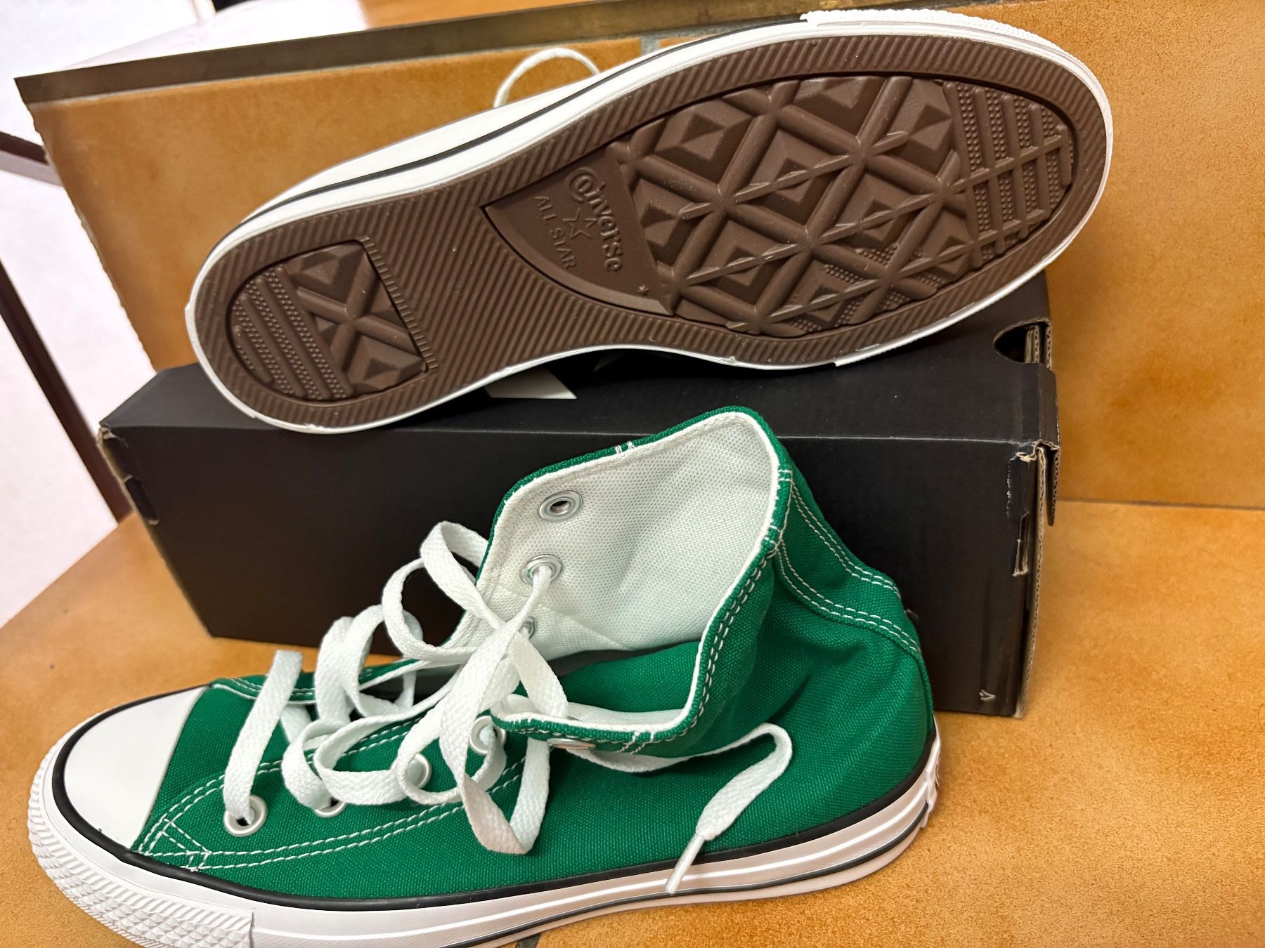Converse Scarpe da donna: Scarpe nuove All Star – Nuovo e nell'imballaggio originale da Davesco soragno venduto da Gaby230