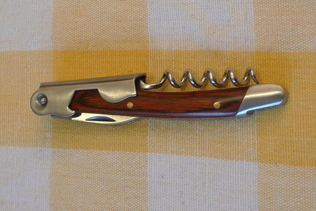 Apribottiglie & Tappi per chiusura: Flaschenöffner (Spezial)! – Usato da Bern venduto da bn1640 2