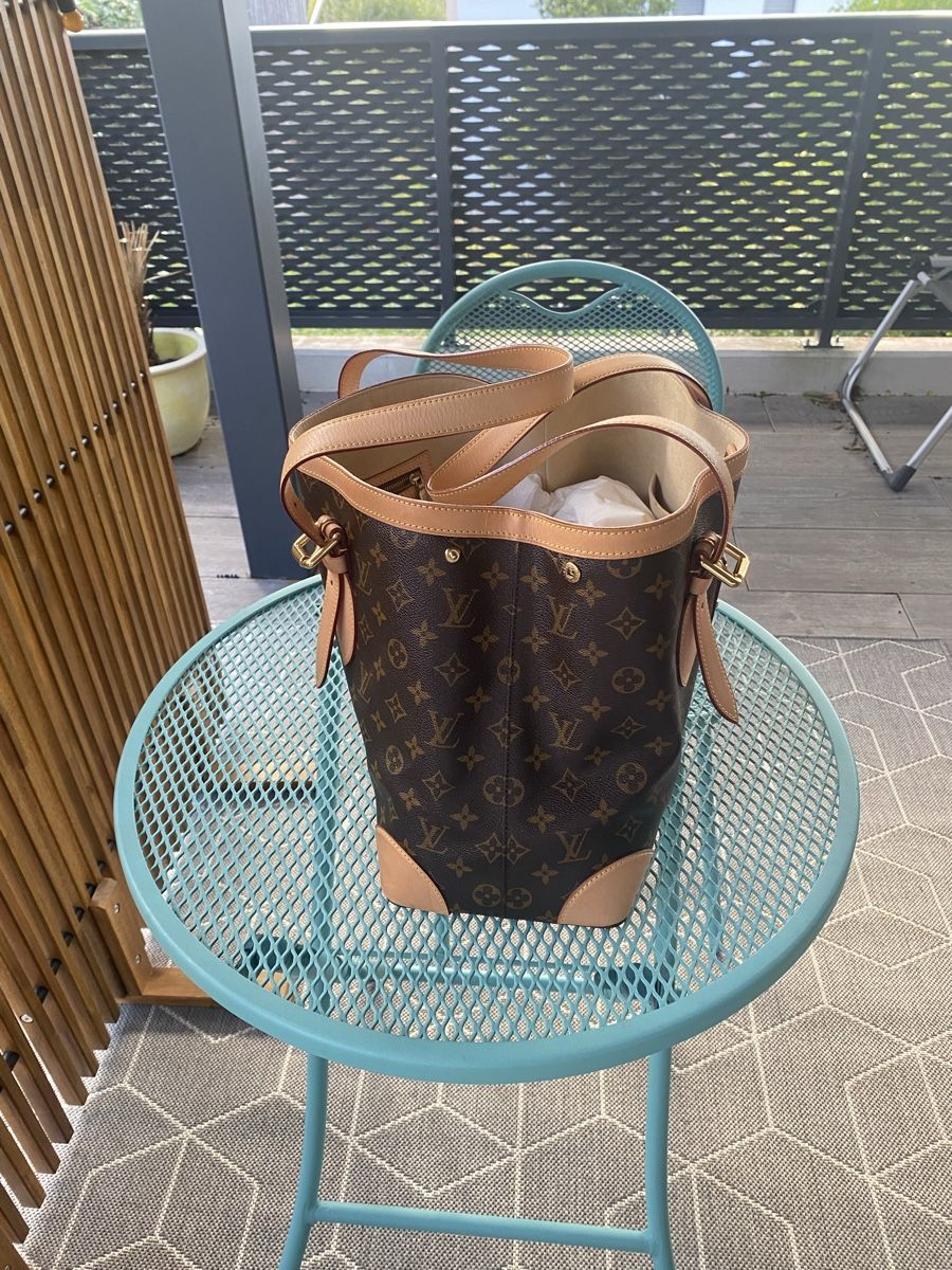 Louis Vuitton Sacs femmes: Louis Vuitton Hampstead MM – D'occasion à Kaiseraugst par RJ03 1
