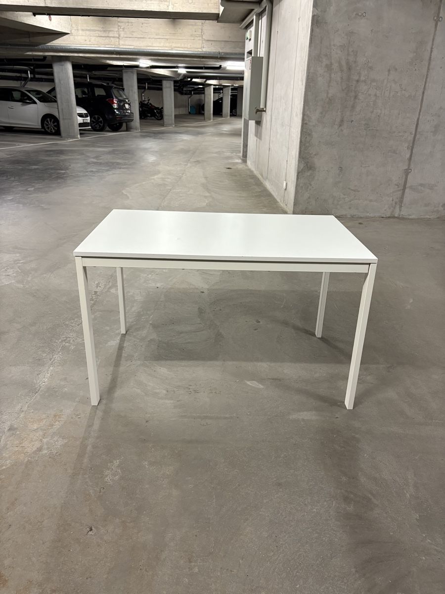 Tavoli: Table extensible VIHALS – Usato da Sion venduto da -Guillaume-