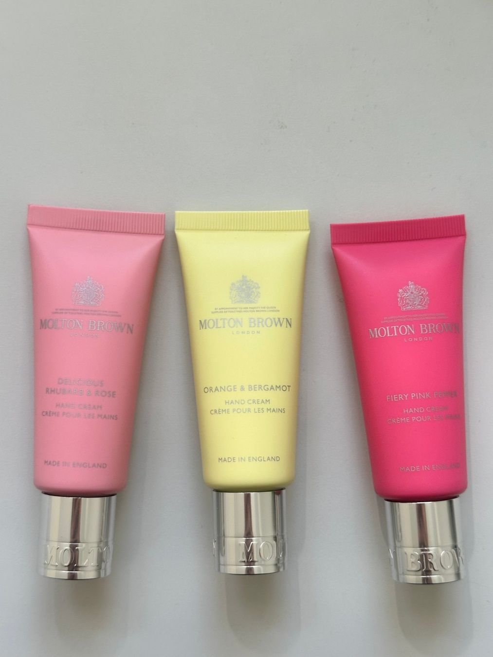 Idratazione: FABRIKNEU, Molton Brown, Handcreme Geschenkset – Nuovo e nell'imballaggio originale da Zürich venduto da gom_wl8d 2