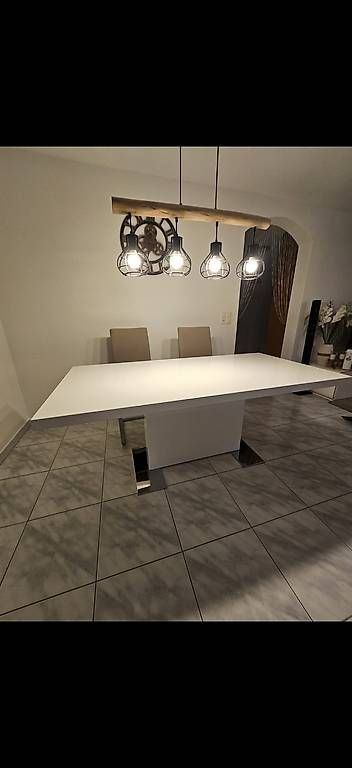 Set di tavolo e panche: Esstisch 180 cm / 90 cm mit 6 Stühle  – Usato da Rickenbach b. Wil venduto da Musti700007