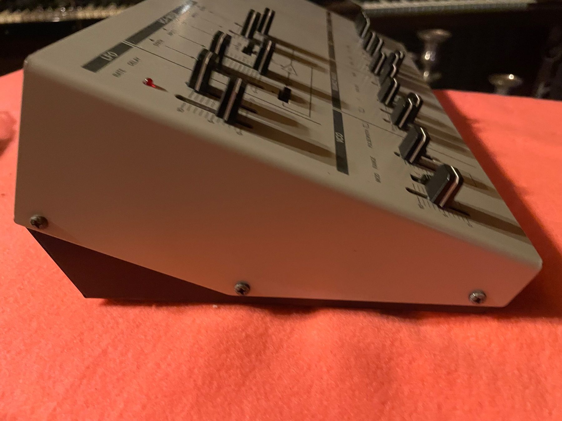 Roland Strumenti musicali: Roland DG CMU-810 Compu Synth Synthesizer – Usato da Embrach venduto da xenovolcano 4