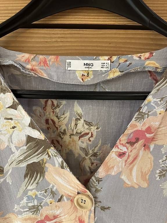 Mango Robes: Mango Kleid Baumwolle grau mit Blumen, Grösse S – D'occasion à Bärau par JeJeG 2
