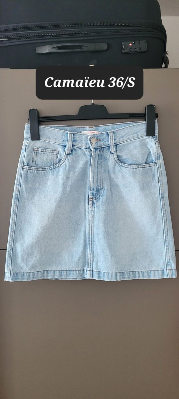 Lotti di vestiti: Jupe en jean Camaïeu bio coton taille 36/S/ – Nuovo (secondo la descrizione) da Vevey venduto da x_y_f