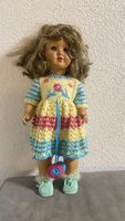 Alte Puppe mit Strickkleid ca. 50er Jahre