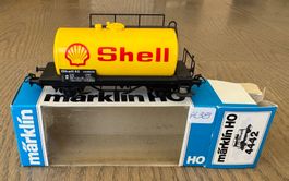gelber Kesselwagen SHELL, mit Bremserbühne; neu & OVP