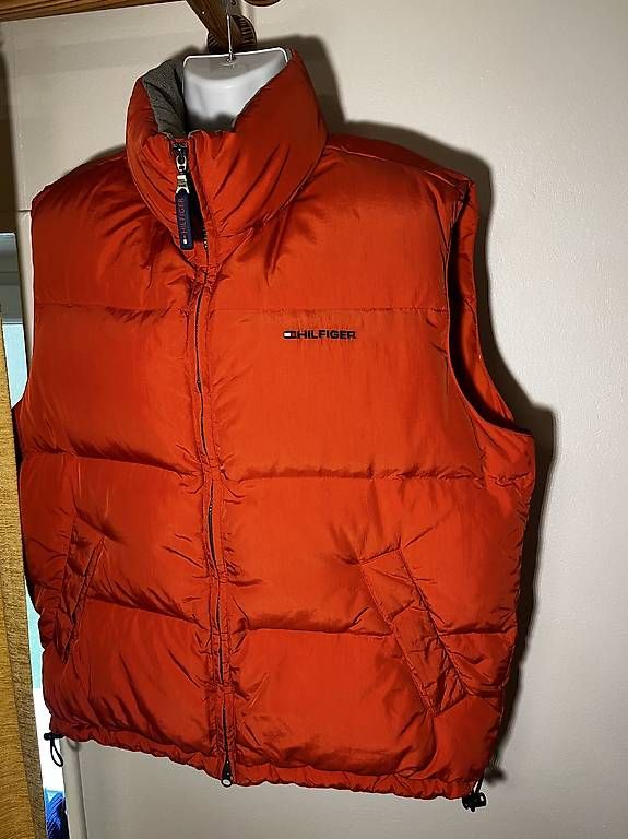 Gilet & Giacche: Gilet Tommy hilfiger – Usato da Cheiry venduto da dam_pd2m 1