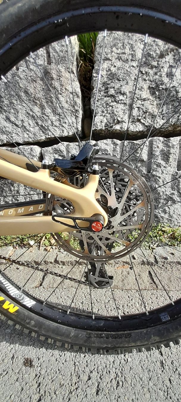 Santa Cruz Biciclette: Santa Cruz Nomad – Usato da schaenis venduto da 8718 5