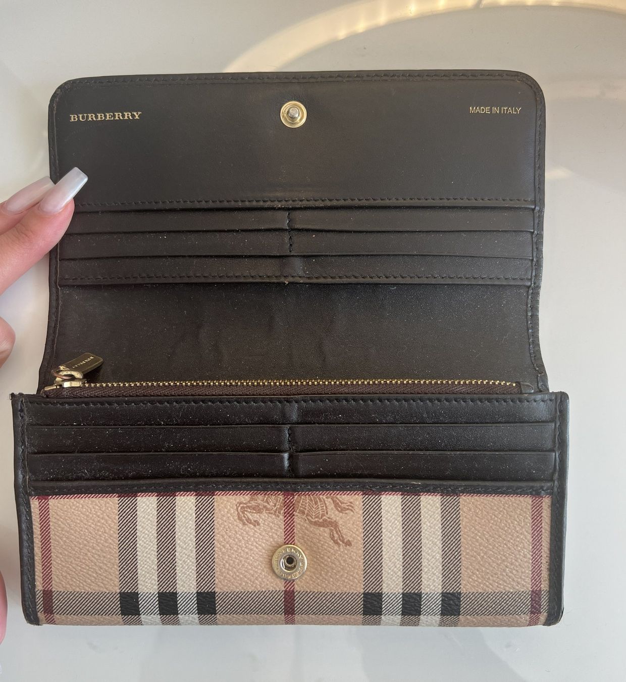 Burberry Portafogli: Burberry Bifold Wallet – Usato da Bülach venduto da deinmica 4