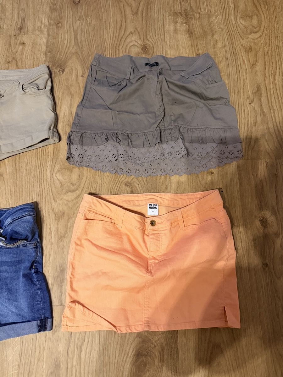 Lotti di vestiti: Kleiderpaket Short und Minis Gr. M / 38 – Usato da Hombrechtikon venduto da natschge3 1