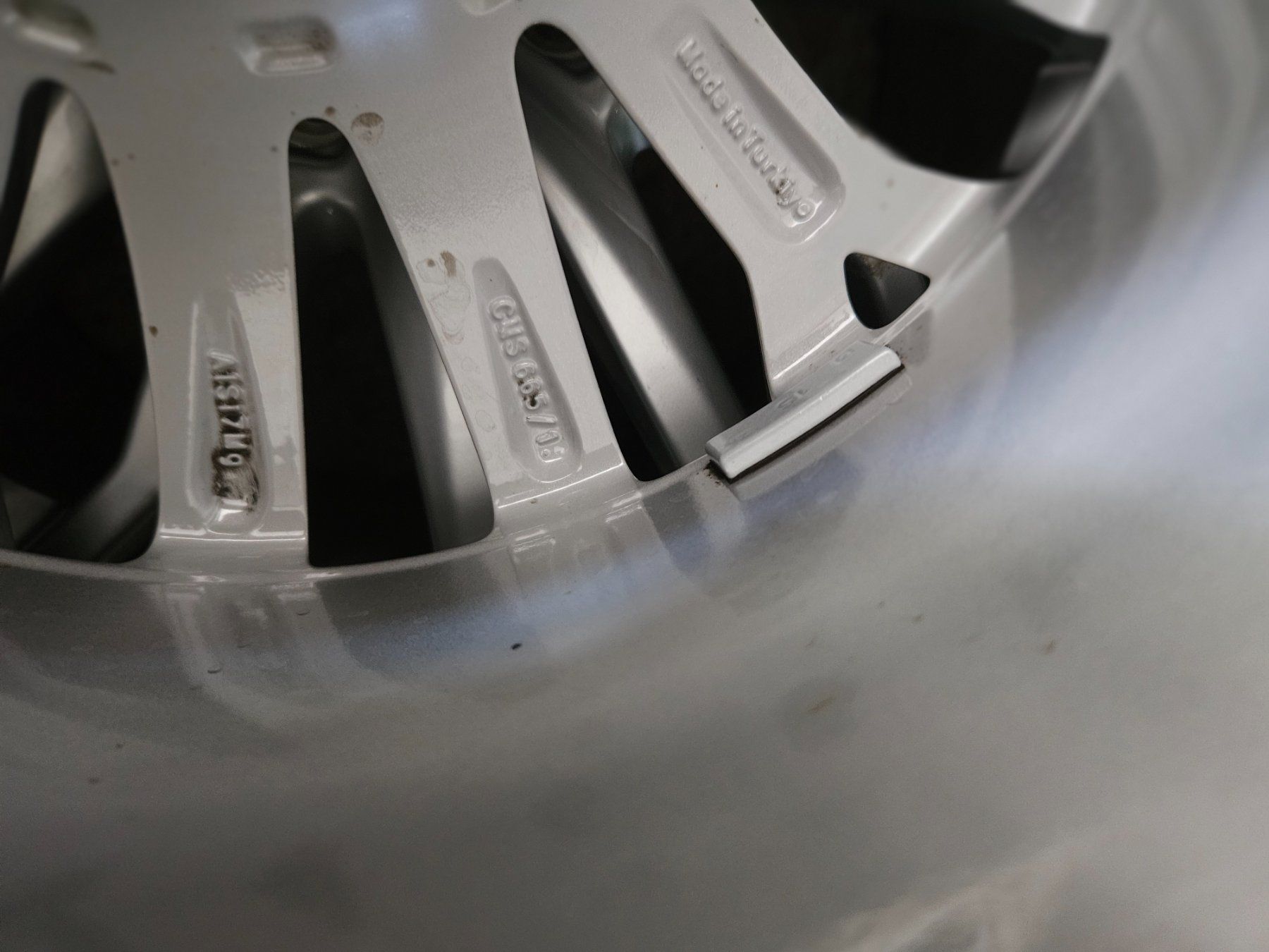 Pneus & Kompletträder: Roue audi a4 a3 – Gebraucht aus Villeneuve VD von Halil_ 3