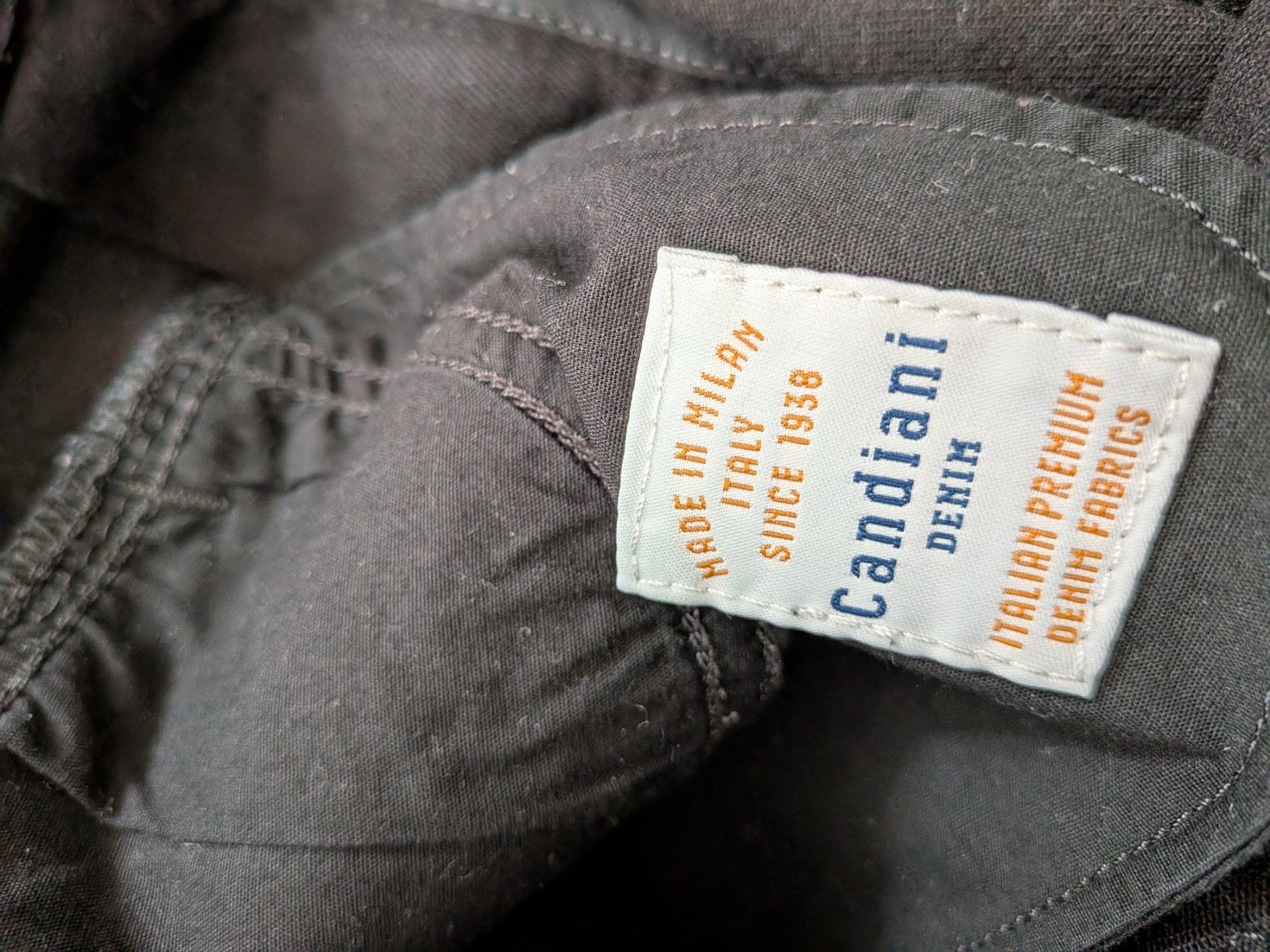 Closed Hosen: Closed schwarze Hose – Gebraucht aus Emmen von magelan 6
