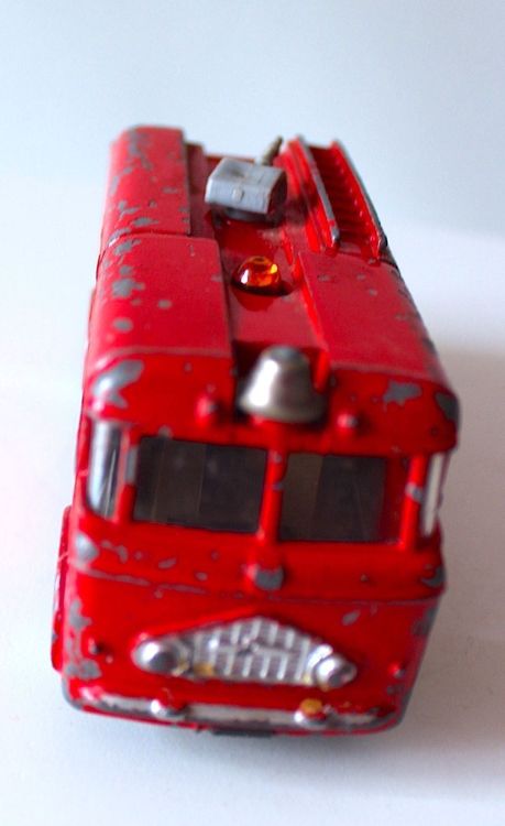 Dinky Toys Jouets: VINTAGE SCHÖNER DINKY TOYS FEUERWEHR LKW+BLINKL. – D'occasion à Ipsach par Merlux 2