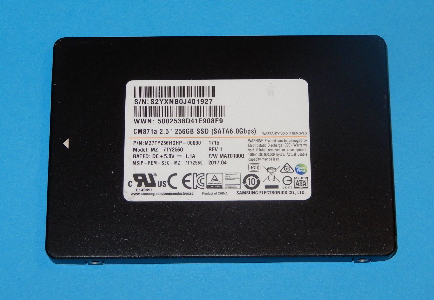 Samsung Dischi rigidi: Samsung SSD CM871a  256 GB – Usato da Bern venduto da compischop