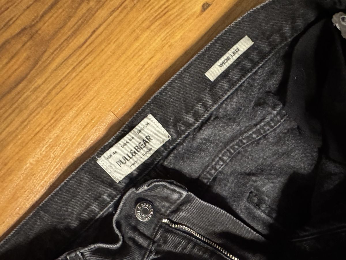 Pull&Bear Jeans: Pull&Bear Jeans Schwarz Herren W34 Wide Leg – Gebraucht aus Niederrohrdorf von Joel.S01 2