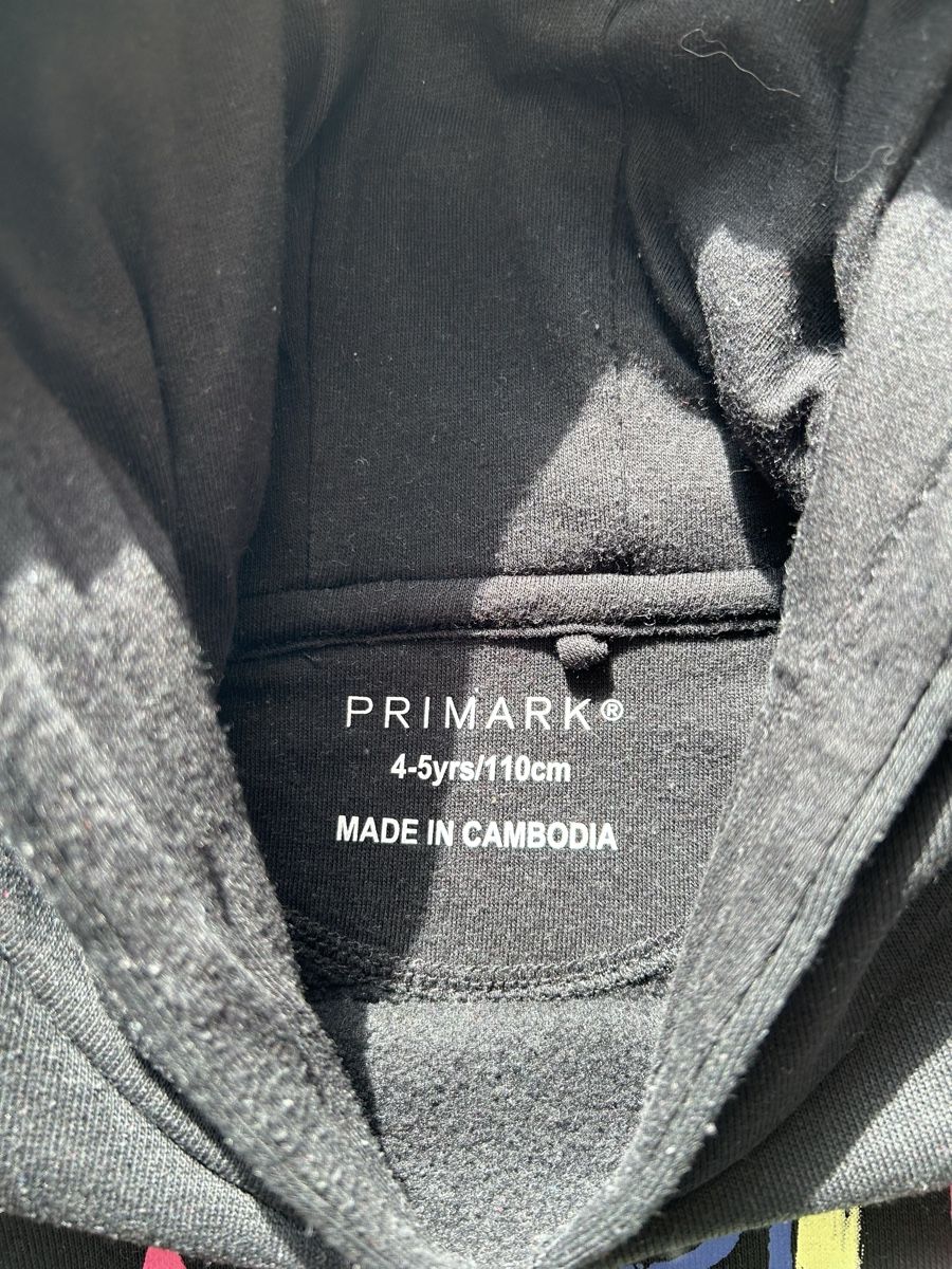 Primark Maglioni & Felpe: Kapuzzenpullover von Primark Grösse.110 in Top Zustand – Usato da Lengnau BE venduto da M.Laib 2