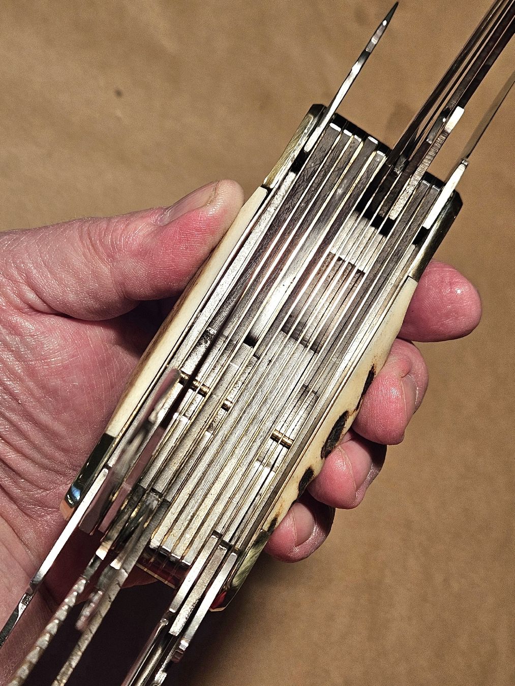 Coltelli tascabile: 17 FUNKTIONEN MIT HIRSCHHORN GRIFFSCHAHLEN . – Nuovo e nell'imballaggio originale da Maschwanden venduto da OliverM05 3