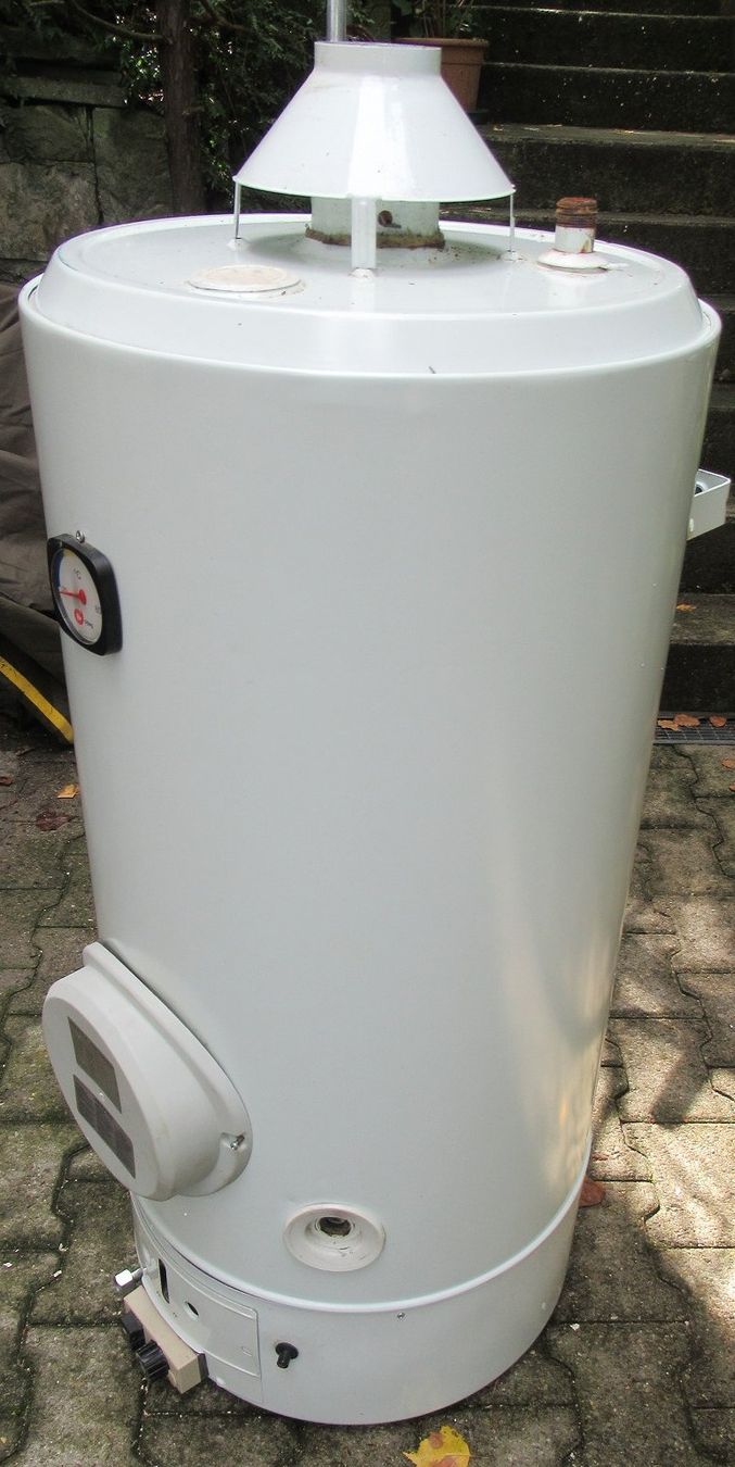 Sanitari: Boiler, Erdgas, Cipag, 115 Liter – Usato da Oberrieden venduto da kratos8 2