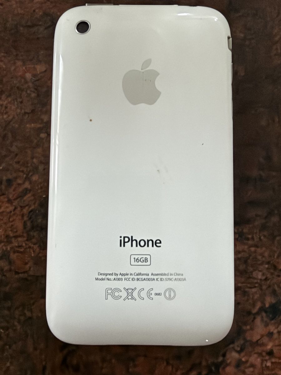 Apple Portables: Iphone 3 gs. 16 gb – D'occasion à Schattdorf par Kofi57 1