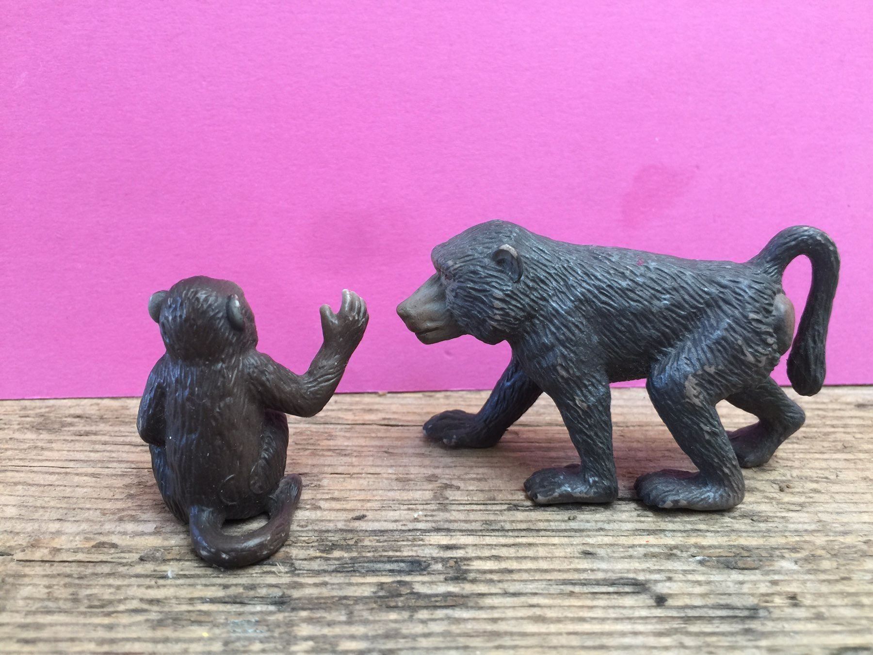 Schleich Statuette: Schleich Pavian Affe mit  Baby – Usato da Ennetbaden venduto da mapa05 2
