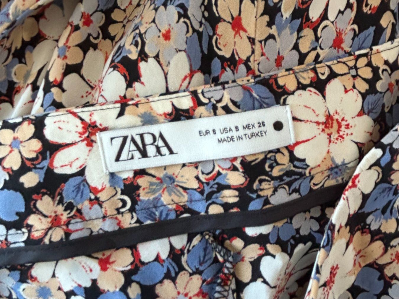 Zara Gonne: Zara Rock – Usato da St. Gallen venduto da look-twice 3