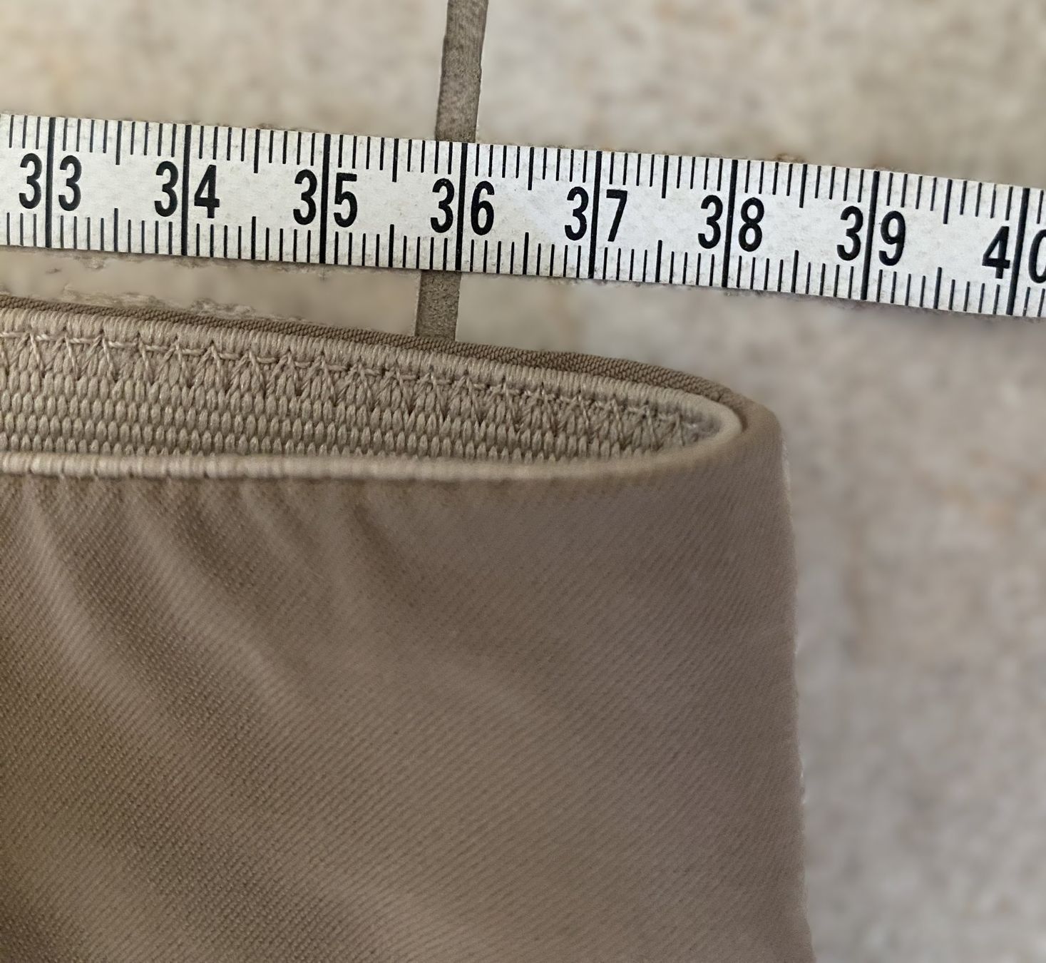 Cambio Pantalons: CAMBIO Stretch Hose beige sand camel 36 – D'occasion à Allschwil par Rosenfee 4