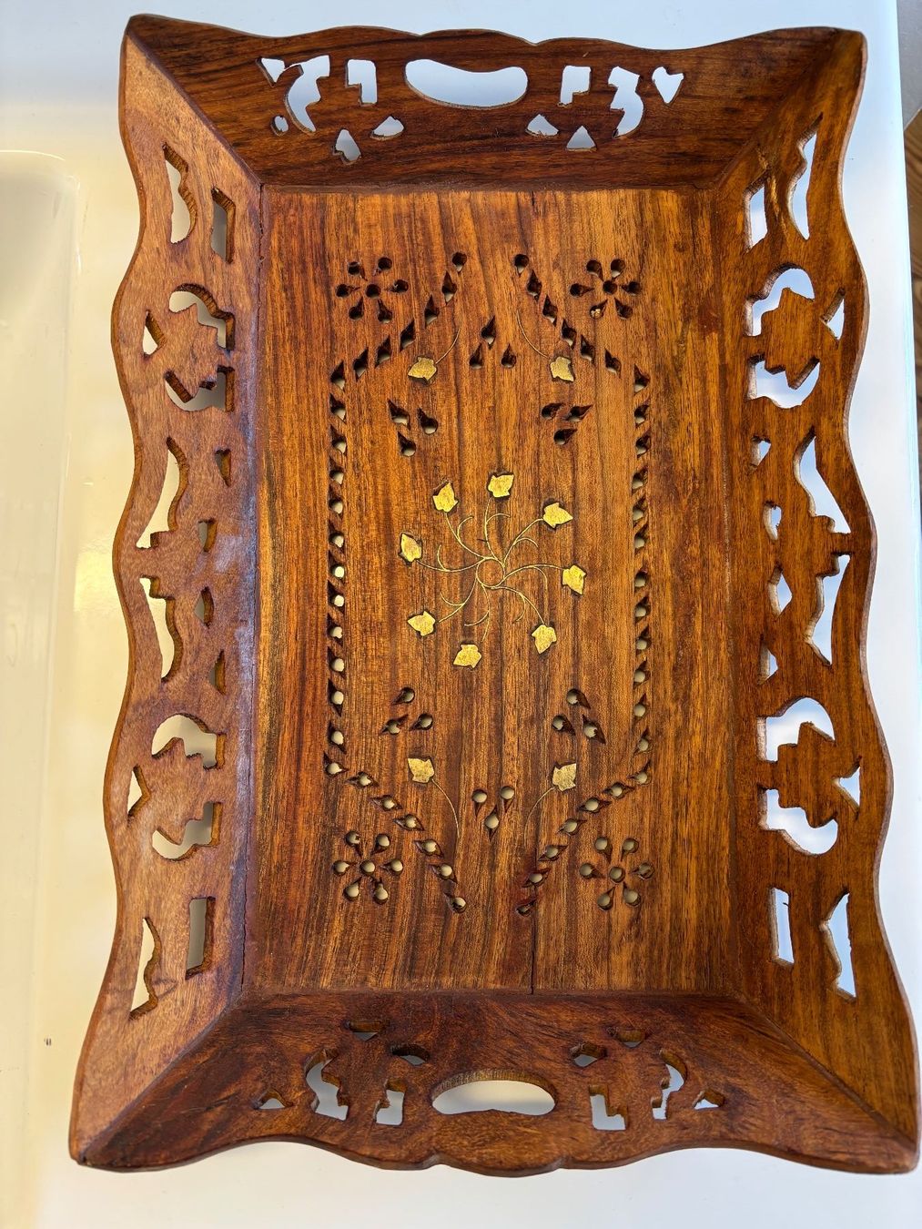 Tutte le decorazioni: Tablett aus geschnitztem Rosenholz / Messing, Räuchergefäß – Usato da Horgen venduto da uge_pd5p 1