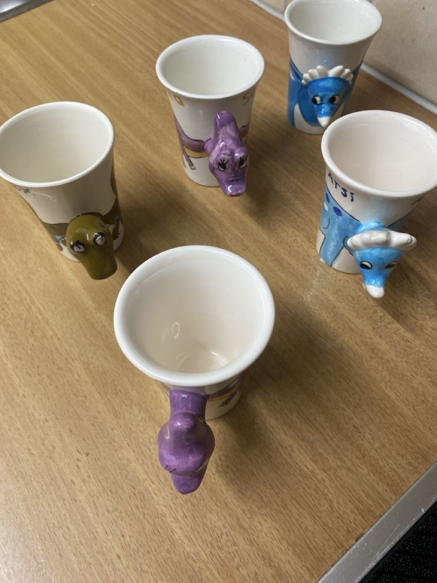 Tasses: 5 Dino Tassen – D'occasion à Wettingen par vpr_9gz6 2