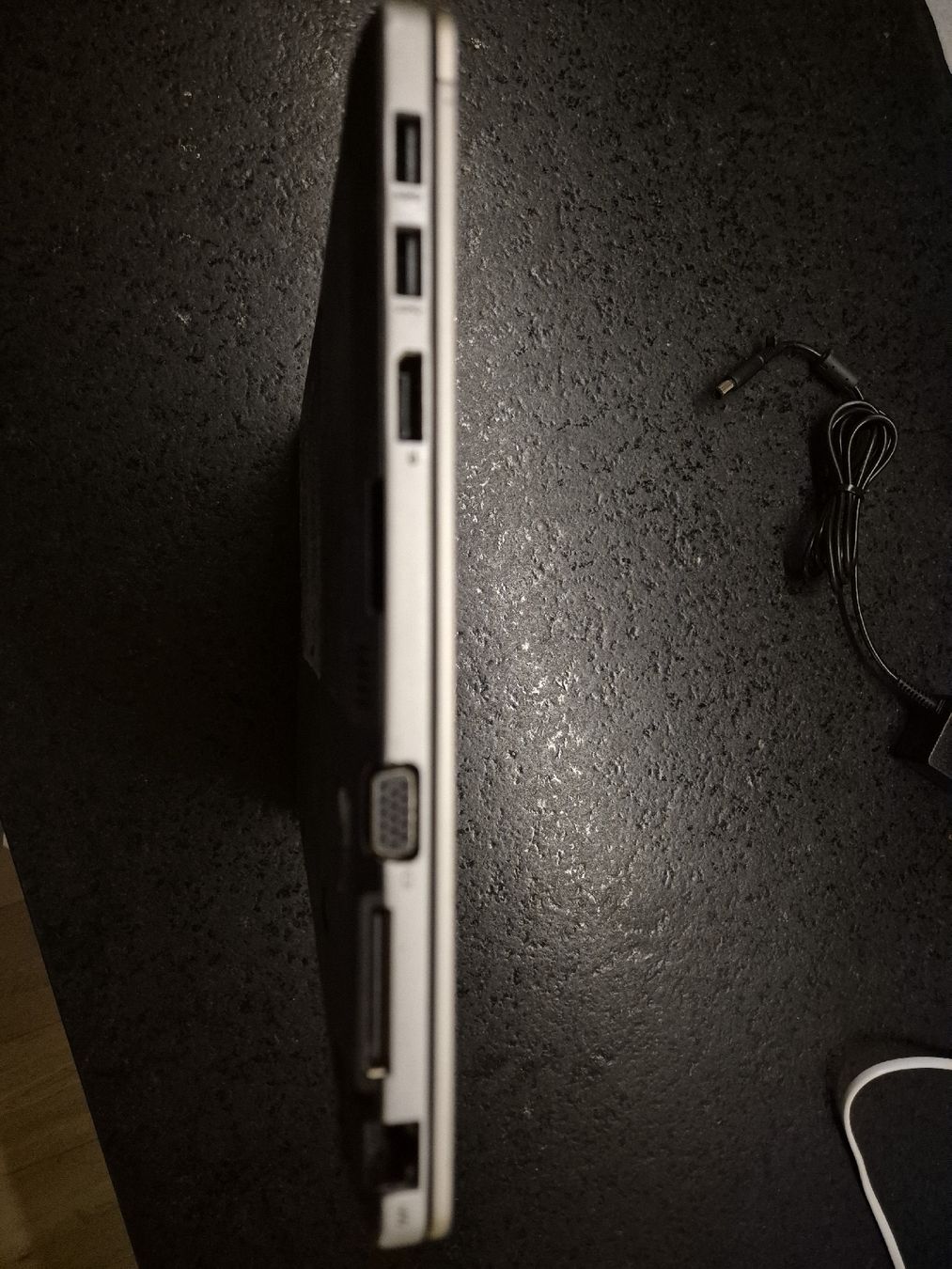 Hewlett Packard Portables: HP Elitebook 9470m – D'occasion à Brügg BE par pittbull80 4