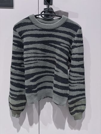 Pullover JDY grün schwarz gemustert Grösse S neuwertig